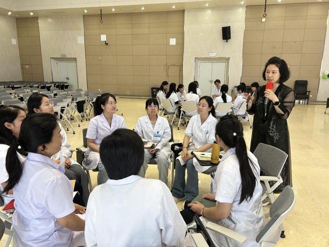 爱游戏官方平台范例伦理认识擢升办事品德｜西安市精神卫生中央（陕西省精神卫生中央）(图4)